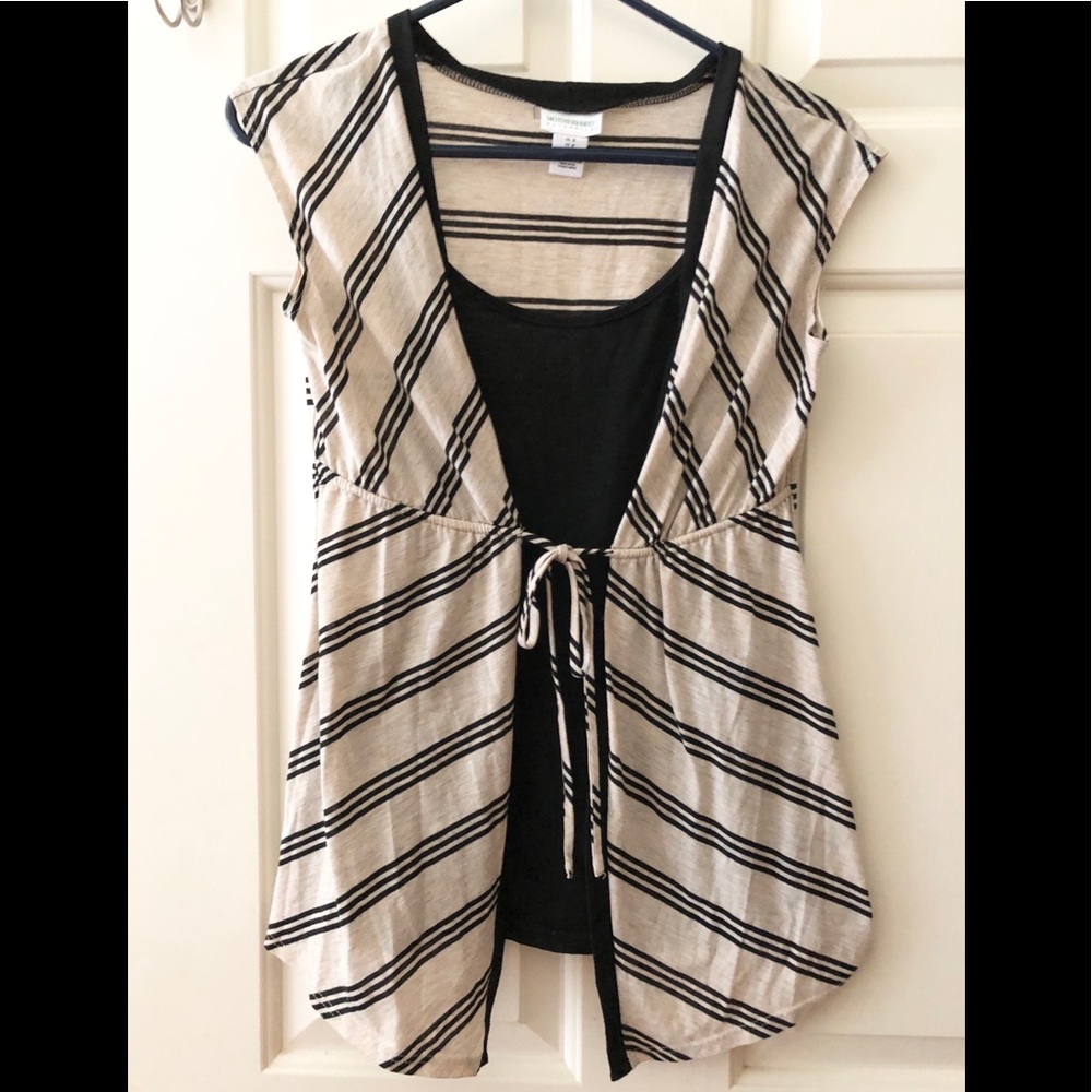 Motherhood Maternity top. Size S